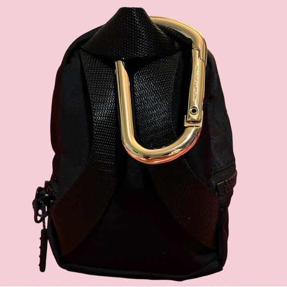 NWOT! LULU-LEMON MINY BACKPACK BLACK WITH GOLD ZIPPER & CARBINU IN GOLD W/ NAME. - Picture 3 of 12